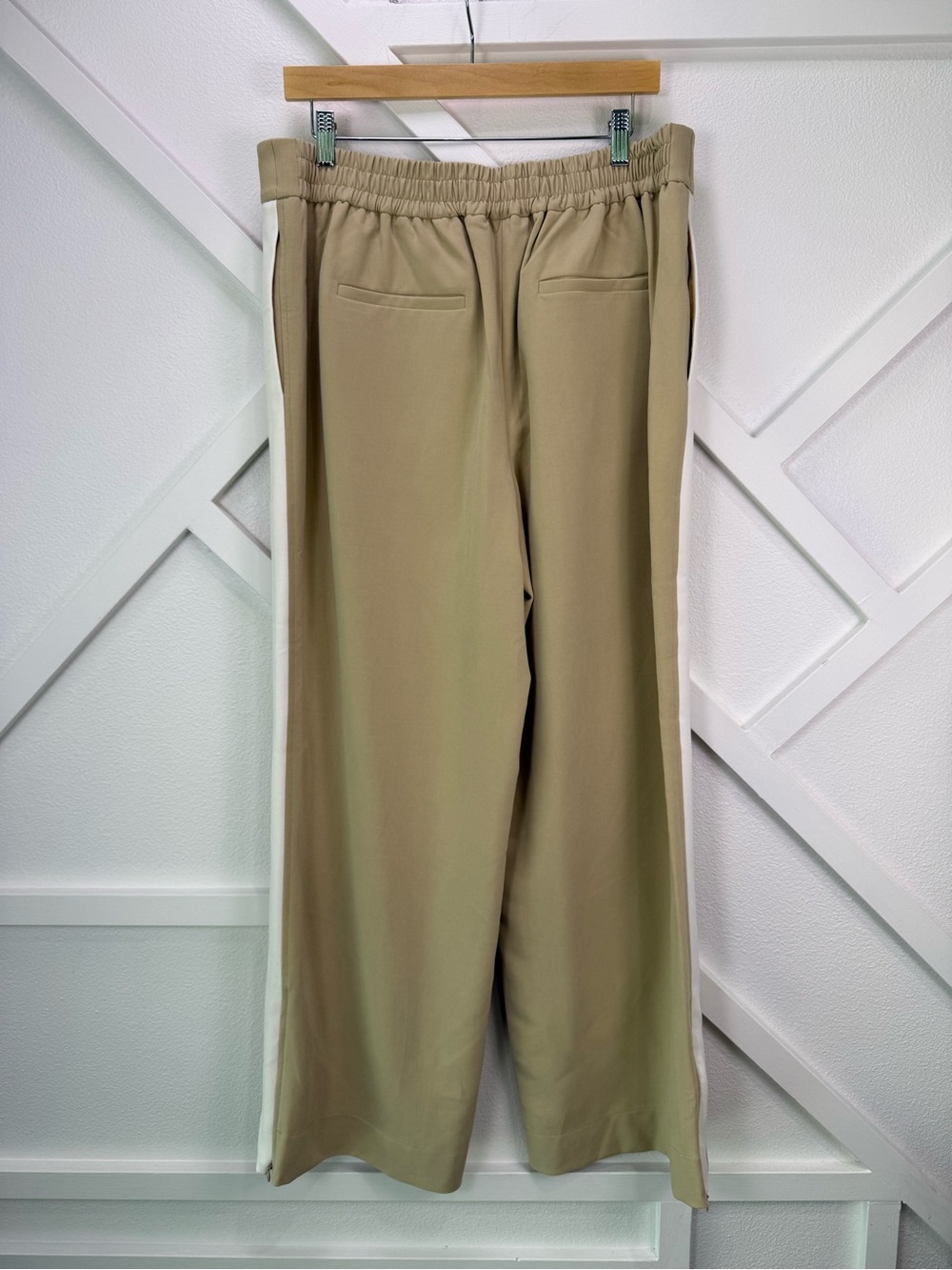 NWT Boden Pull On Side Stripe Trousers Ankle Zip Beige Size 14 Regular - Picture 8 of 14
